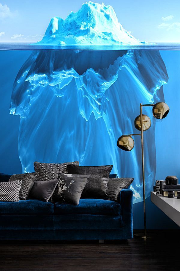 Голубой цвет айсберга идеально подходит под диван