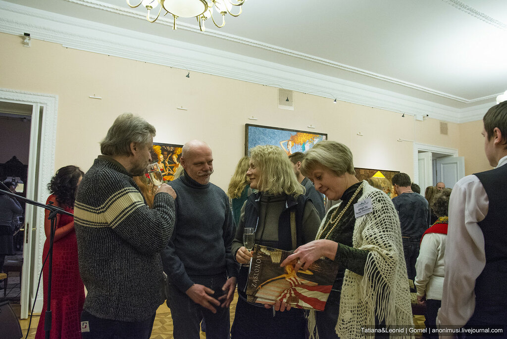 Выставка художника Романа Заслонова в Гомеле