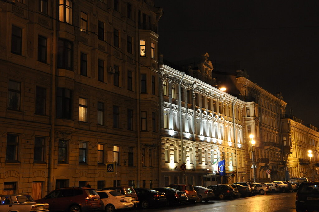 Фото вечернего Санкт-Петербурга, Театральная площадь