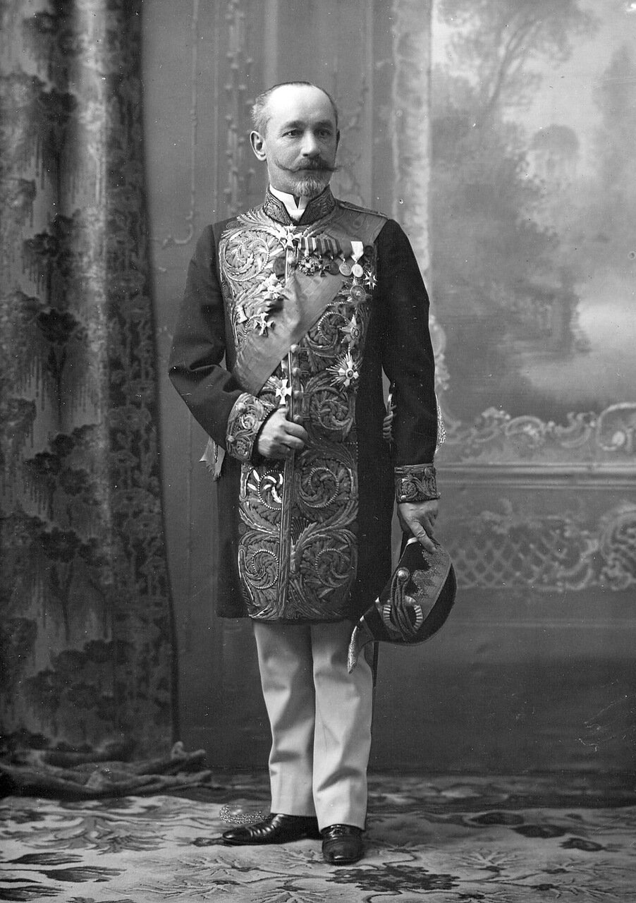 28. Сенатор, гофмейстер высочайшего двора, член Государственного совета Алексей Петрович Рогович. 1913