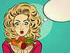 Удивленный поп-арт женщина, которая держит овощи он | Векторный клипарт