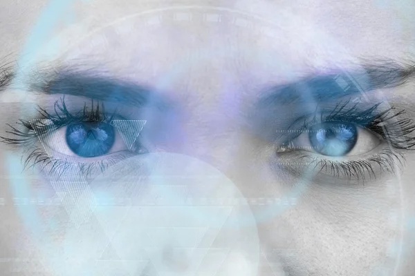 Составное изображение close up женские голубые глаза — стоковое фото