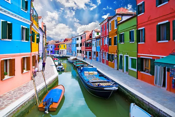 Венеция, канал острова Бурано — стоковое фото