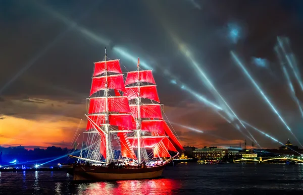 Праздник «Алые паруса» в Санкт-Петербурге — стоковое фото