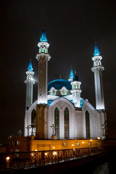 Казань, Россия, kul sharif мечеть ночью — стоковое фото