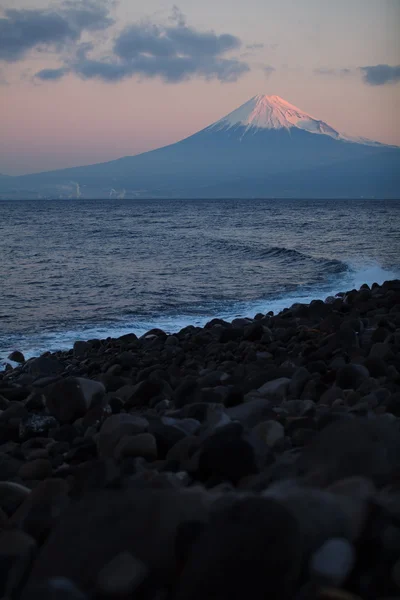 Гора Фудзи и achi озеро — стоковое фото