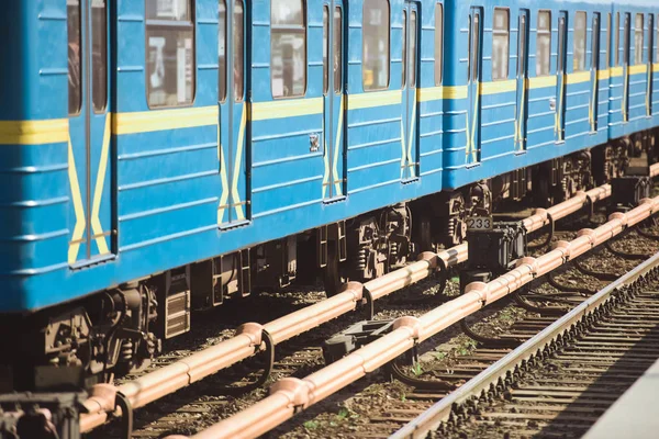Вид Спереди Поезда Железнодорожной Станции Метро Открытый — стоковое фото