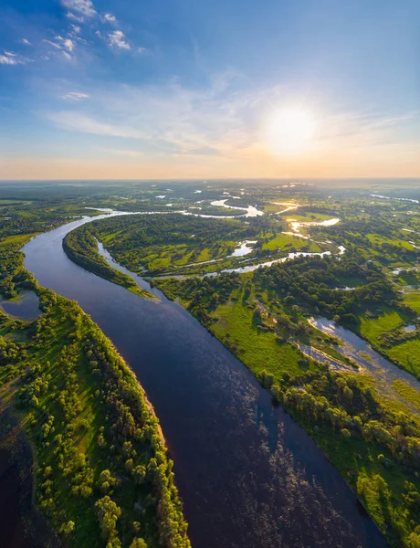 Белорусский река на закате — стоковое фото