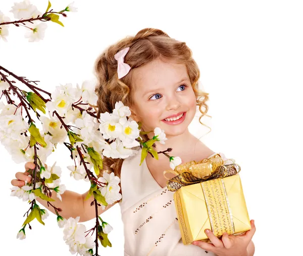 Ребенок с весенним цветком — стоковое фото