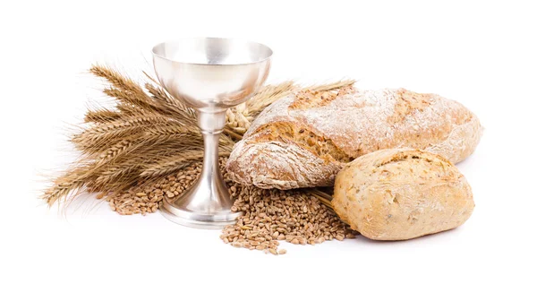 Символ христианства, хлеба и вина в Кубок — стоковое фото