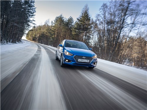 Предпросмотр hyundai solaris 2017 на трассе