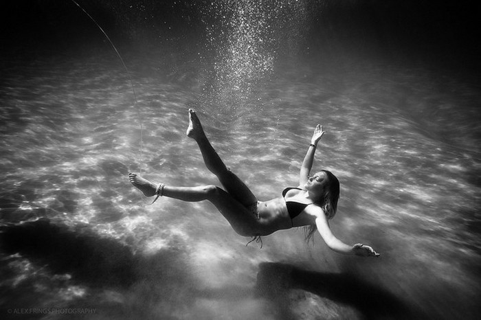 Красивые фотографии серферов от Alex Frings 12 (700x466, 72Kb)