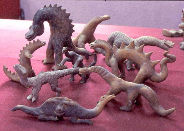 Вероятные древние изображения динозавров (12 фото)