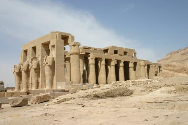 памятники архитектуры Египта: Месопотамия