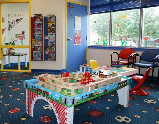 Конструкторы Лего в интерьере детской комнаты