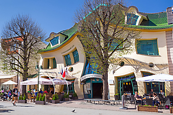 Уличное кафе в городке Сопот. Польша. (Код изображения: 14064)