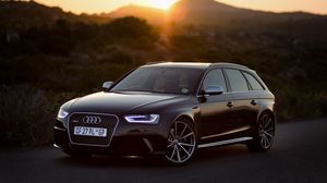 Превью обои audi, rs4, вид сбоку, черный, закат