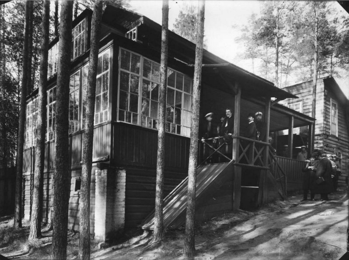1906. Дом в Озерках, где 28 марта был убит священник Гапон