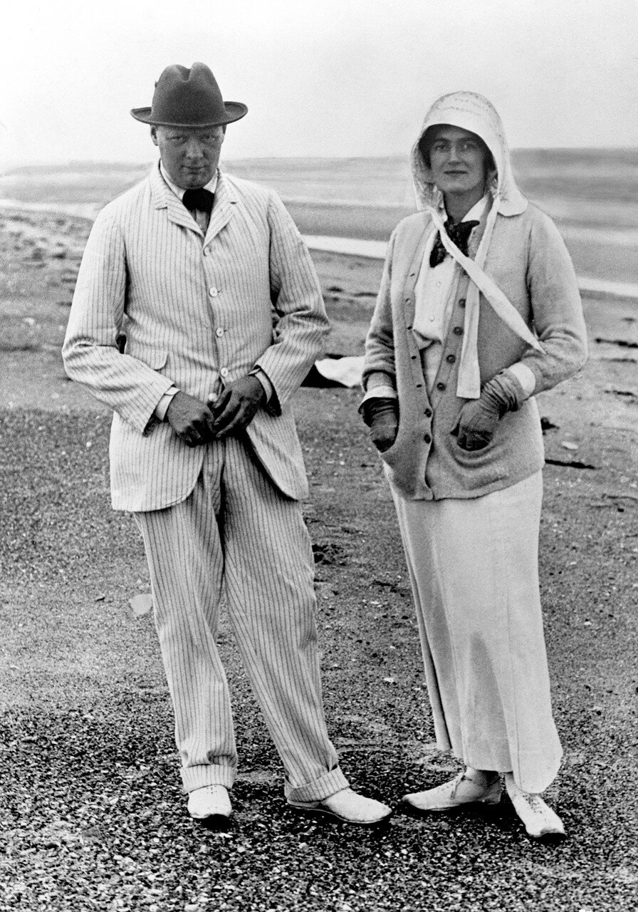 1910. Уинстон и Клементина Черчилль на отдыхе в Сэндвич в графстве Кент