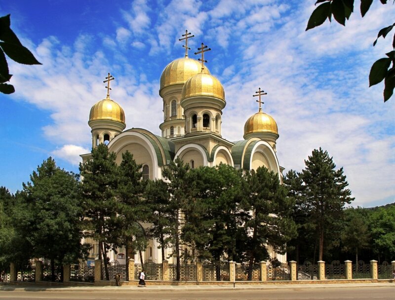 Свято-Никольский кафедральный собор в Кисловодске