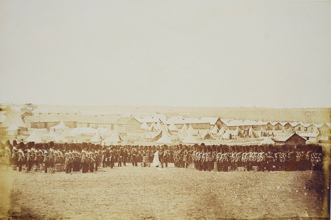 Богослужение в лагере гвардейцев
