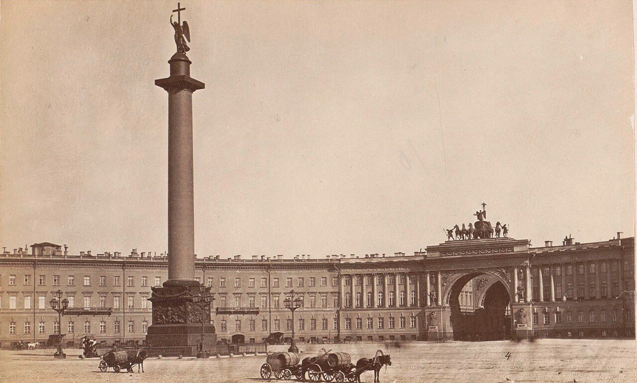 Александровская колонна и здание Генерального штаба