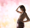 Силуэт картина беременной красивой женщины | Фото