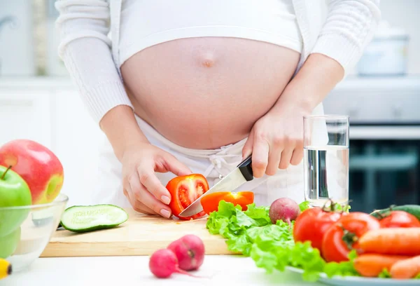 Беременность и кулинария — стоковое фото