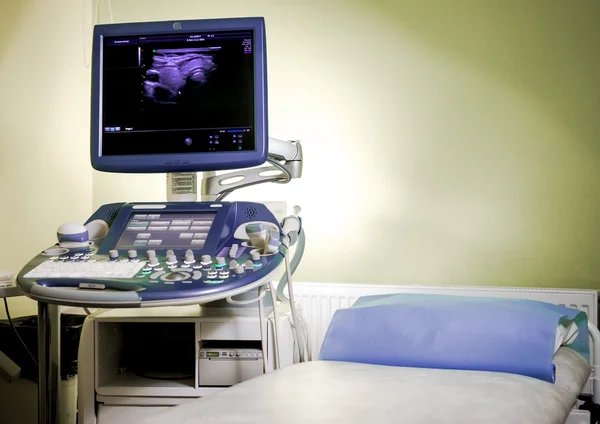 Ультразвуковое машина в больнице — стоковое фото