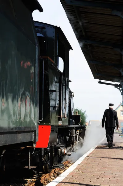 Исторический паровоз поезда — стоковое фото