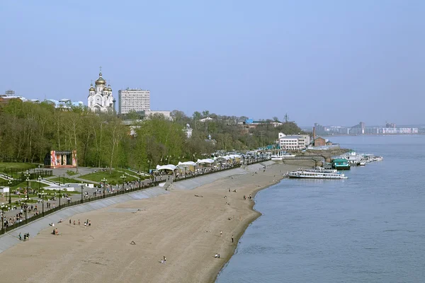 Вид с обрыва над рекой Амур Хабаровск, Россия — стоковое фото