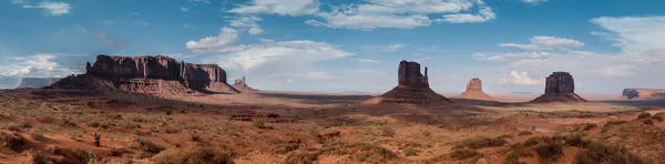 Долина монументов панорама горизонта — стоковое фото