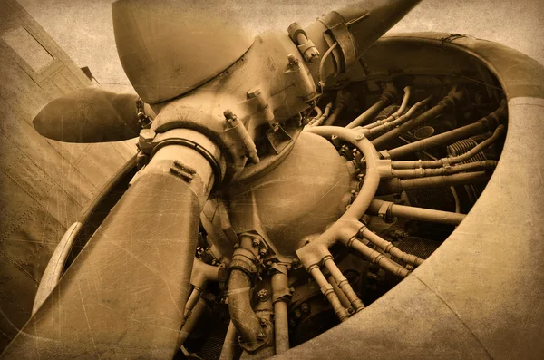 Старый самолет, двигатель крупным планом — стоковое фото