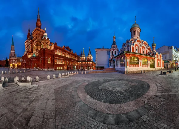 Панорама Красной площади - Кремль, исторический музей, resurre — стоковое фото