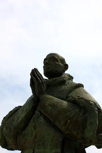 Статуя папы Иоанна Павла ii в Фатиме, Португалия — стоковое фото
