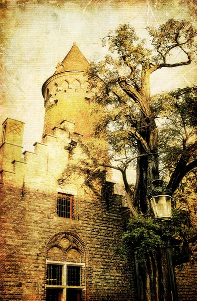 Средневековая башня - картина в стиле ретро — стоковое фото
