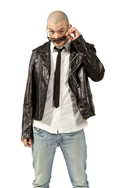 Портрет мужчины с черной кожаной куртке Стоковое Фото