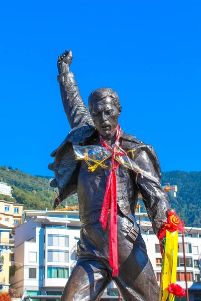 Бронзовая статуя Фредди Меркьюри — стоковое фото