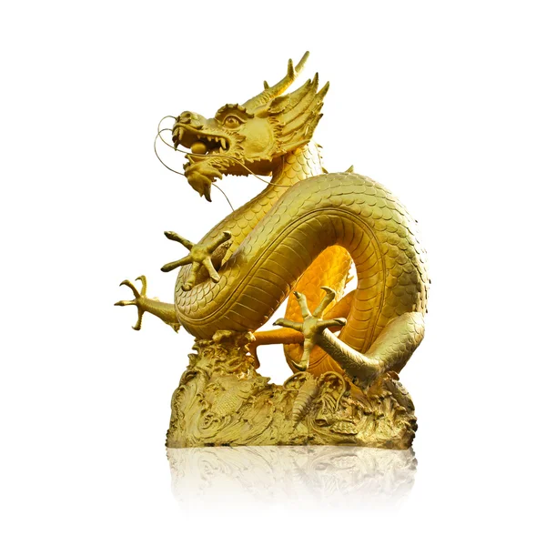 Китайская Золотая статуя дракона, изолированные на белом фоне — стоковое фото