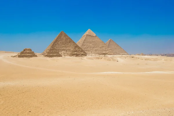 Пирамиды Гизы в Каире, Египет — стоковое фото
