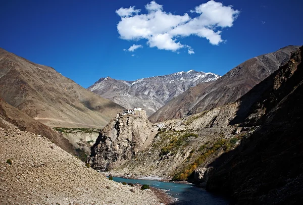 BUDDHIST MONASTERIES LADAKH & ZANSKAR ( JAMMU & KASHMIR / INDIA ) — стоковое фото