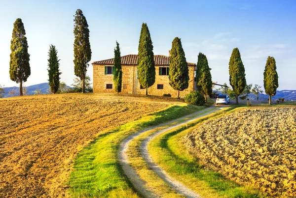 Пейзажи Тосканы. Живописные деревни, Италия — стоковое фото