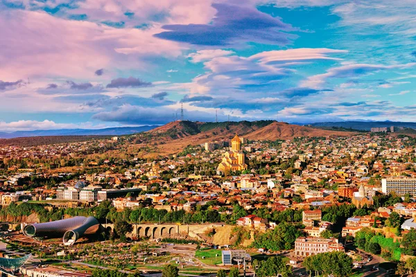 Панорамный вид на закат из Тбилиси — стоковое фото