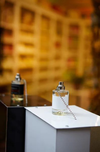 Итальянские магазин парфюмерии — стоковое фото