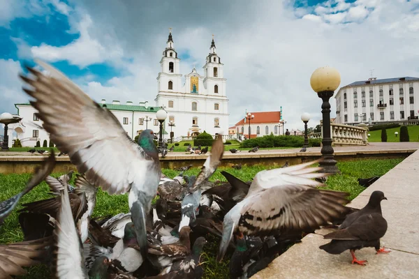Собор святого духа в Минске - главная православная церковь — стоковое фото