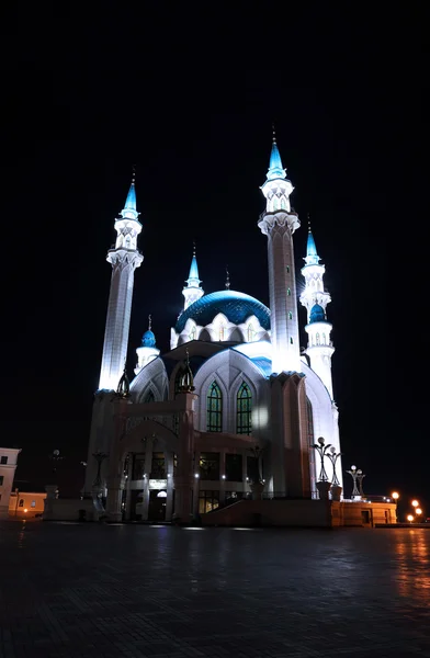 Мечеть Кул Шариф в Казанском Кремле ночью — стоковое фото