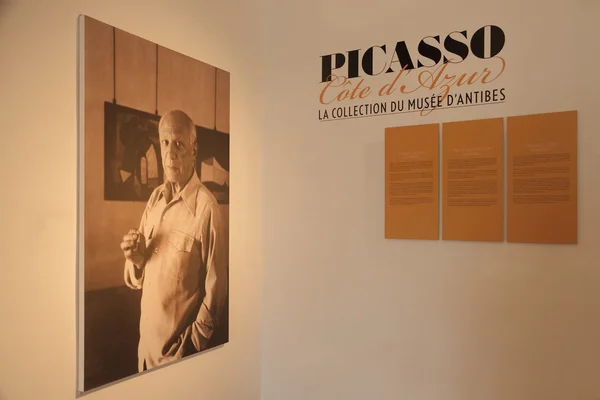 Антиб, Франция - 30 августа 2014: Группа музей Пабло Пикассо — стоковое фото