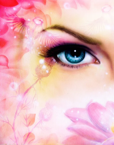 Глаз голубой женщин, сиял до очаровательной сзади цветок лотоса цветущих роз, с птицей на абстрактный фон в розовых тонах Лицензионные Стоковые Фото