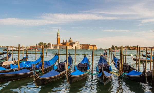 Городской пейзаж Венеция, водные каналы — стоковое фото