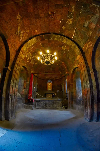 Монастырь Хор Вирап, Армения - 03 августа 2017: интерьер Famo — стоковое фото